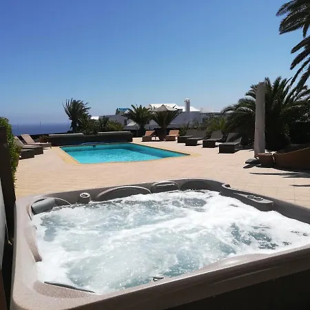 Holiday home Sin Pena Tias